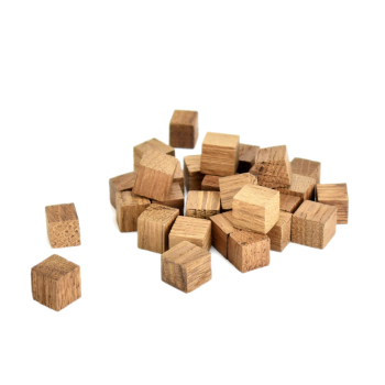 Kostki dębowe 1x1x1 cm LEKKO OPIEKANE 50 G